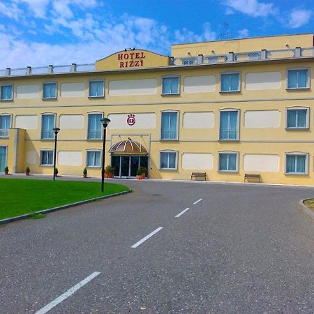 Hotel Rizzi Кастель-Сан-Джованни Экстерьер фото